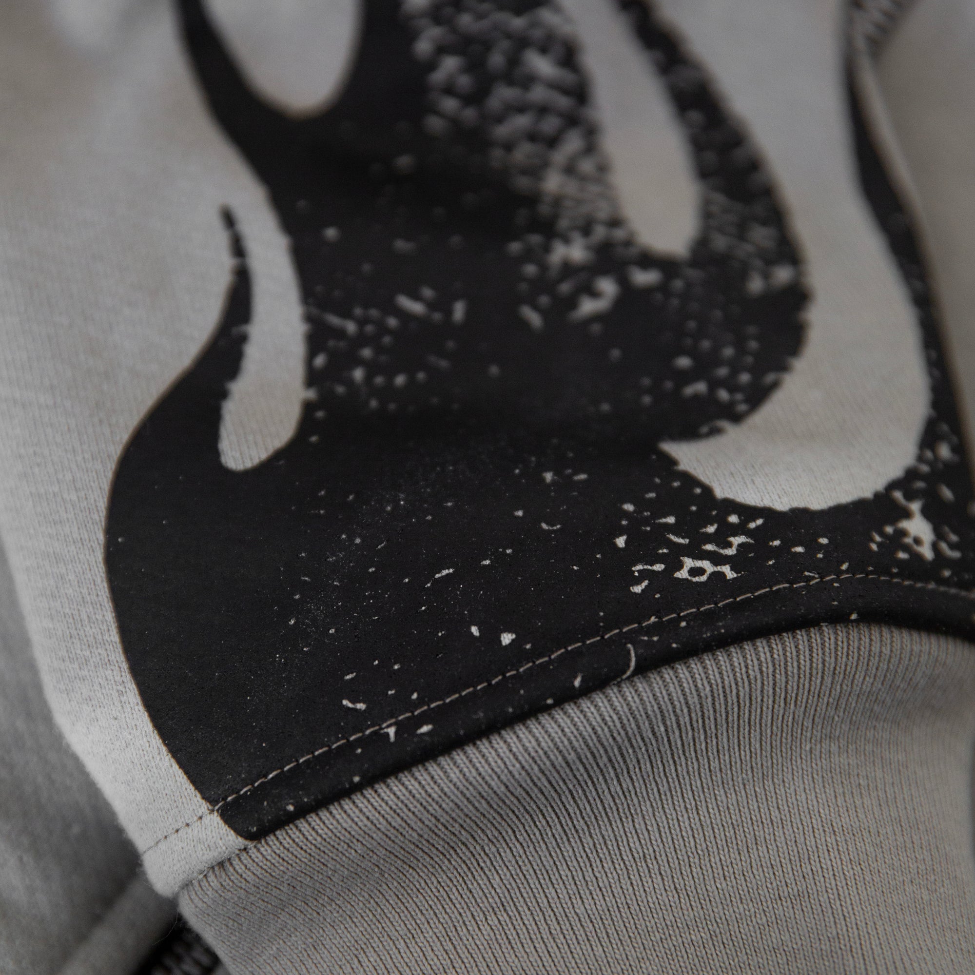 FLAME STAR ZIPP HOODIE
