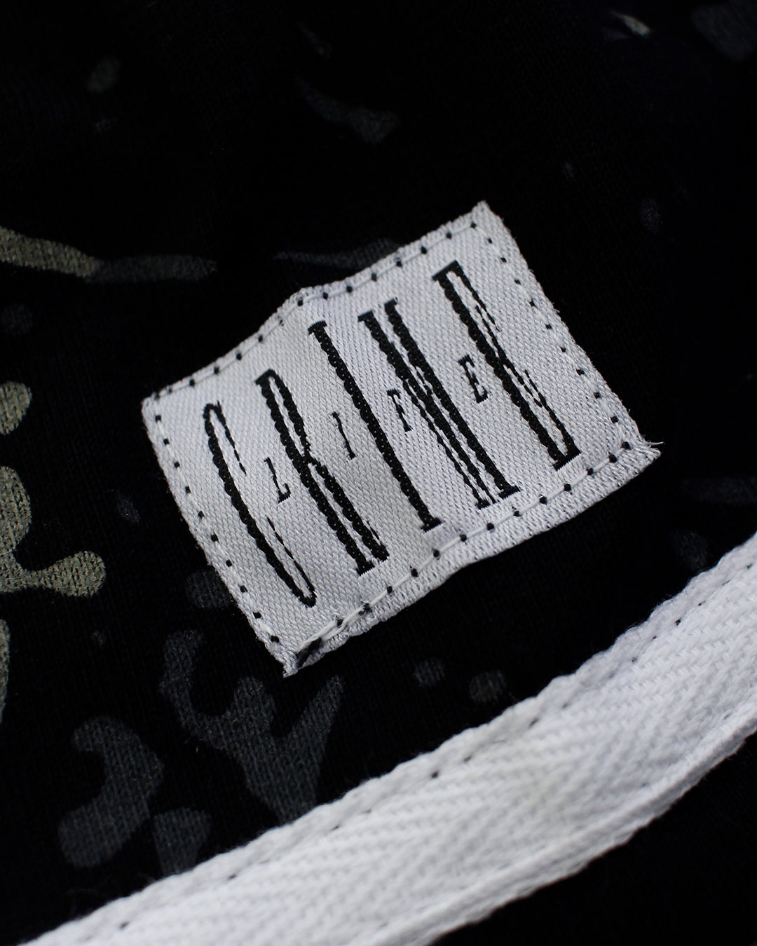 CAMO STAR BLACK TEE - CRIMELIFE