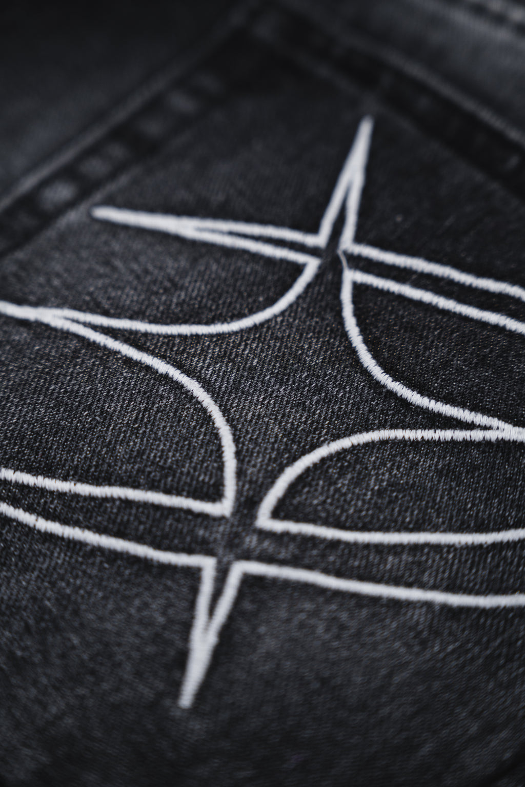 GOTHIC BLACK FLARED JEANS - CRIMELIFE