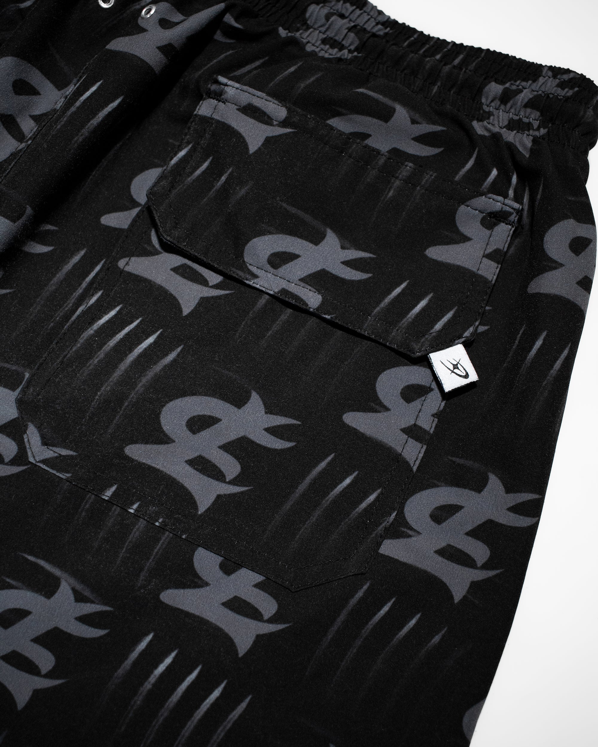 MONOGRAM SHORT